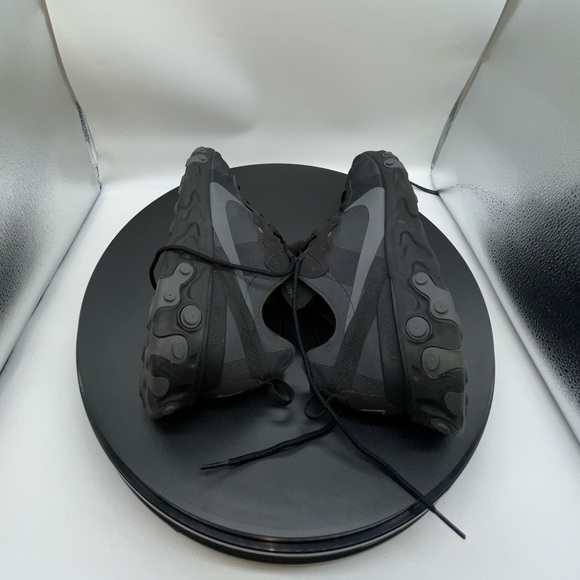 Nike React Element ‘Triple Black’ - Picture 5 of 5